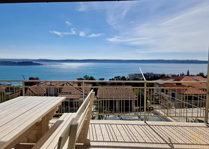 Seaview Manzoni Lägenhet *